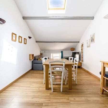 T3 Residence De Tourisme Voltaire Hyères Zewnętrze zdjęcie