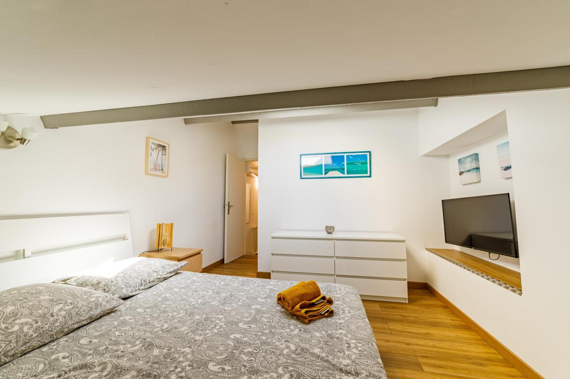 T3 Residence De Tourisme Voltaire Hyères Zewnętrze zdjęcie